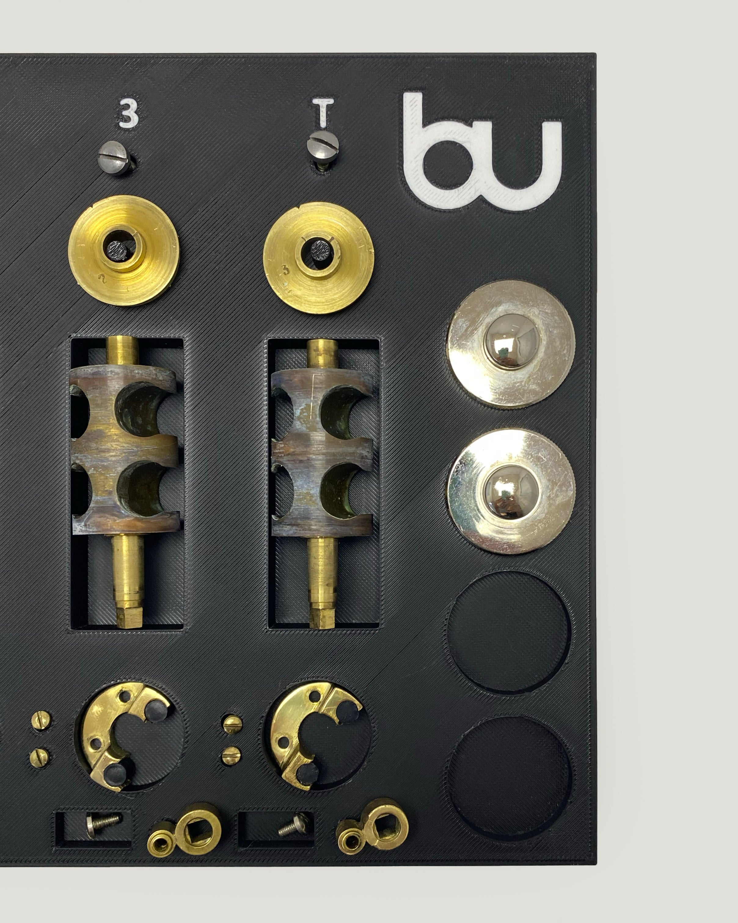 Horn Lab – Organizador de piezas para luthieres y talleres de reparación